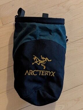Vintage Arc'teryx Carabiner Climbing Chalk Bag - Made In Canada -